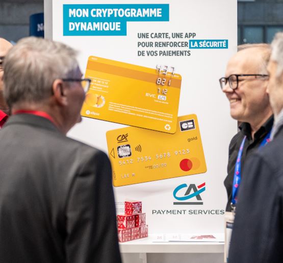 Stand TRUSTECH présentant une solution de carte bancaire sécurisée avec cryptogramme dynamique pour lutter contre la fraude.